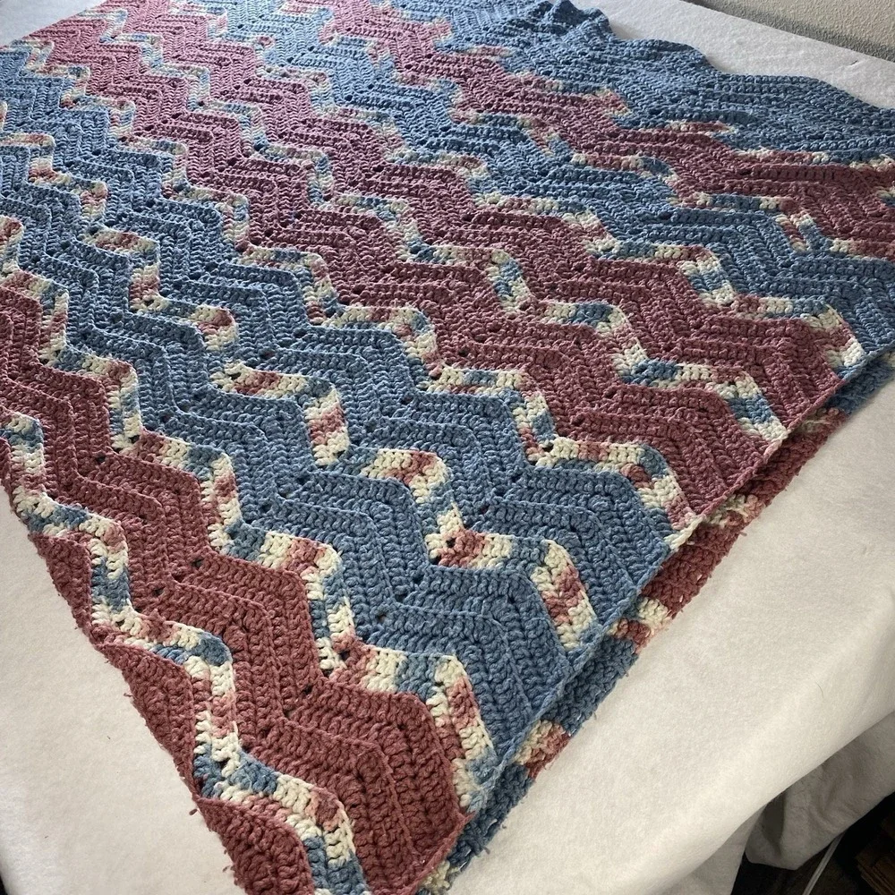 Vintage Handmade Crochet Afghan Throw Blanket Chevron Ripple 78x54 Multicolor